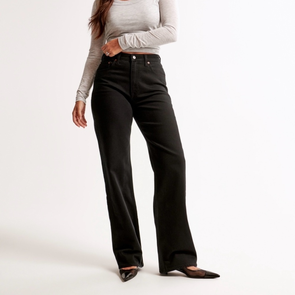 Abercrombie & Fitch Women's High Rise Black Jeans